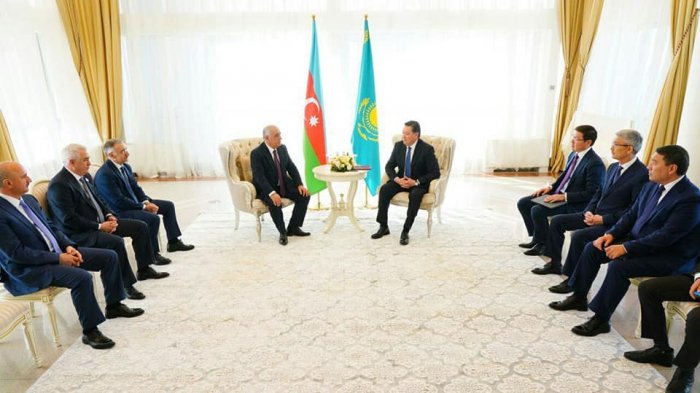 Что делал Премьер-Министр Казахстана Аскар Мамин в Актау