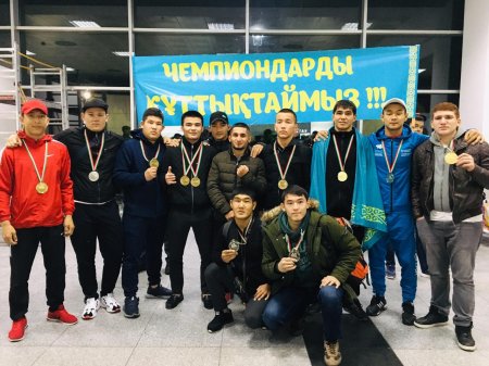 Мангистауские бойцы завоевали 11 медалей на чемпионате мира по панкратиону