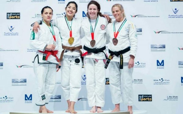 Историческая победа в Абу-Даби: Девушка из Актау стала чемпионкой мира по джиу-джитсу