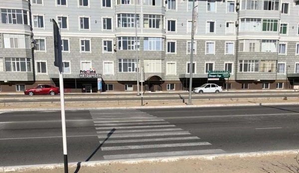 Аким Актау поручил разобраться с нестандартными бордюрами