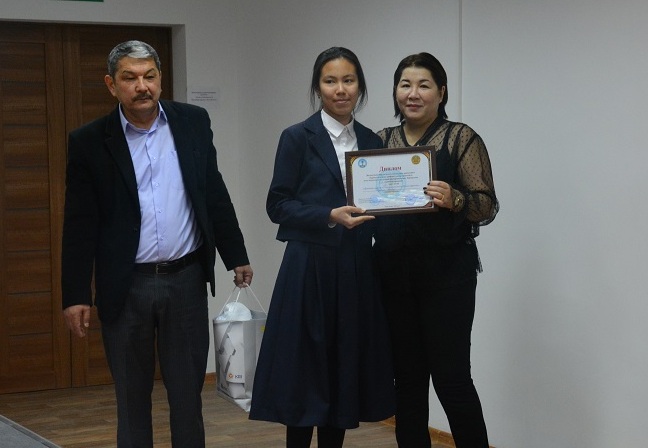 В АО «МРЭК» наградили победителей областного конкурса стихов «Электробезопасность в быту и на улице!»