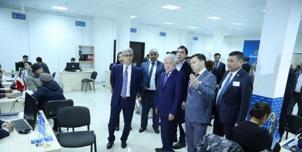 Бердибек Сапарбаев посетил Жанаозен