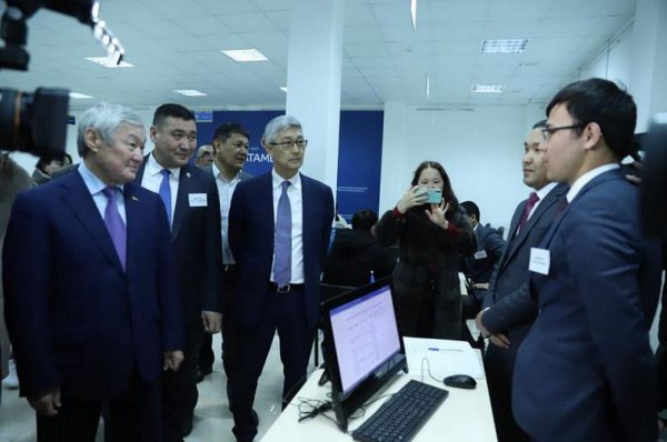 Бердибек Сапарбаев посетил Жанаозен