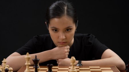 Казахстанка попала в топ-10 лучших шахматисток планеты