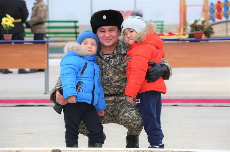 Военным в Актау вручили ключи от квартир