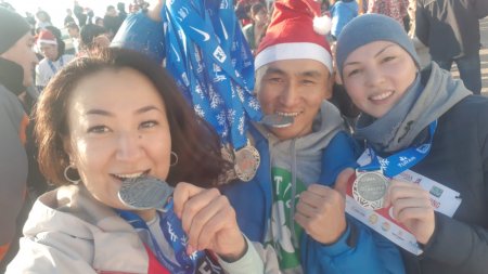 Забег «Дедов Морозов» прошёл в Актау