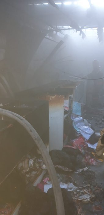 В Актау cгорел магазин одежды в 8А микрорайоне