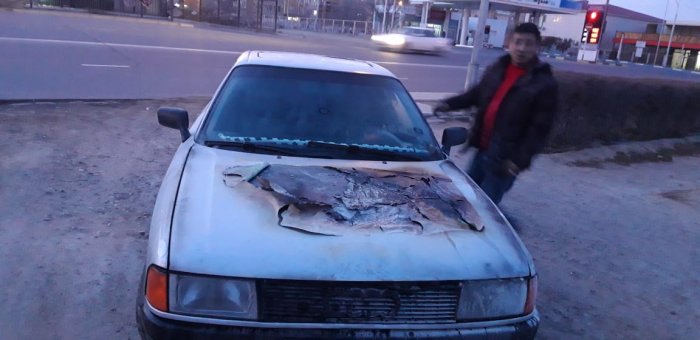 В Актау горел автомобиль