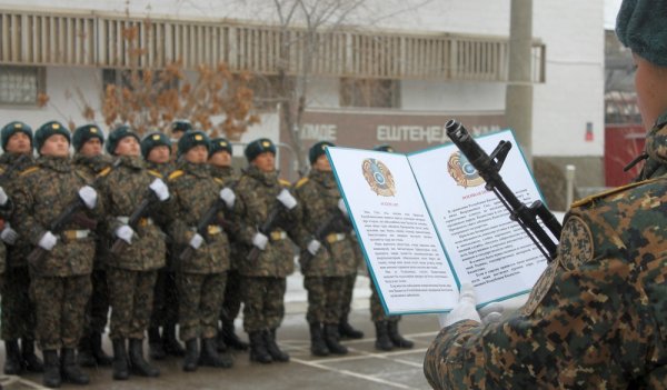 Гвардейцы приняли присягу в Актау