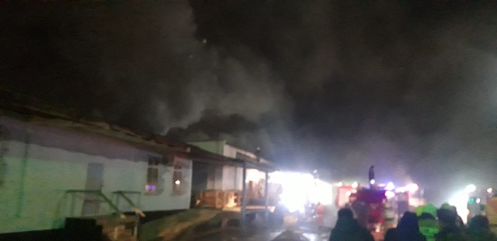 В Актау сгорел склад с бытовой техникой