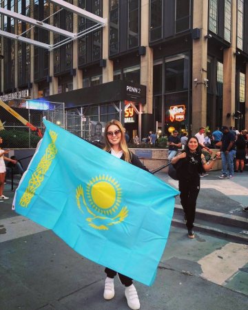 Жизнь за океаном.