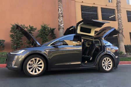 Сколько стоит 645 тысяч километров на Tesla Model X