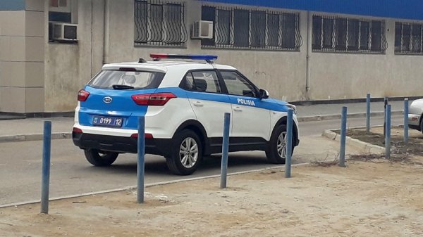 Возле площади «Ынтымак» в Актау выставили ограждение