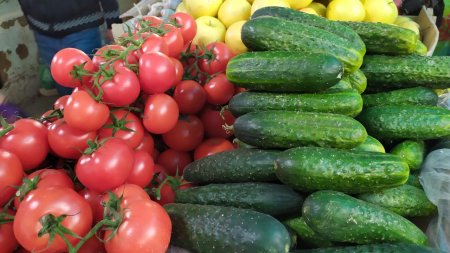 Cлухи о массовой закупке горожанами продуктов питания в Актау проверила Lada.kz