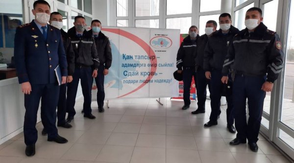 Полицейские стали донорами крови в Актау