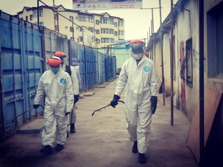 На рынках Актау провели работы по дезинфекции