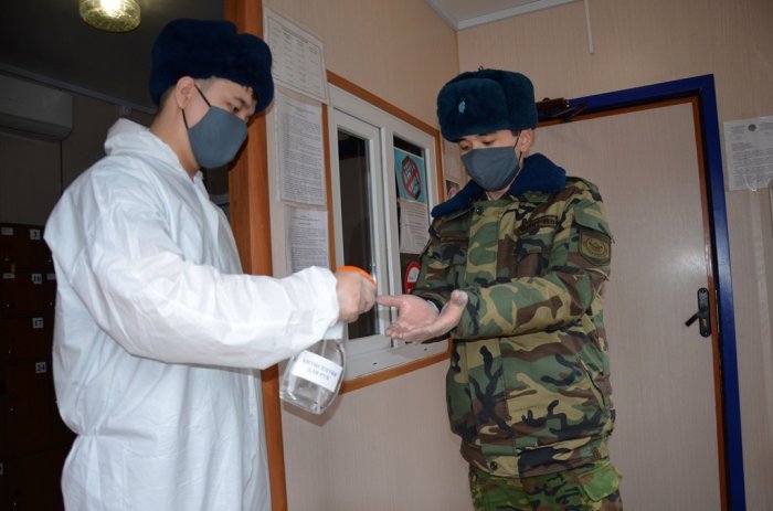 Личный состав и пожарно-спасательная техника проходит дезинфекционную обработку после каждого выезда в Мангистау