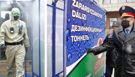 Полицейских переодели в защитные комбинезоны в Казахстане