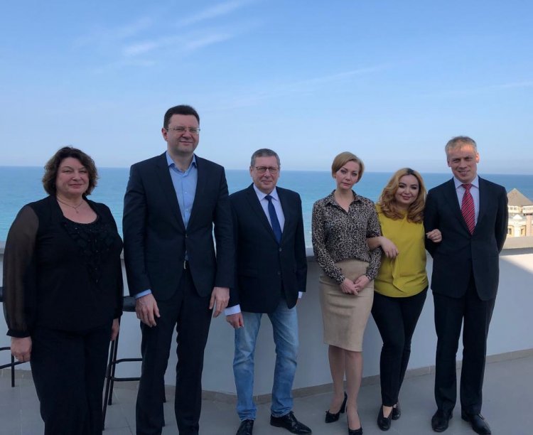 25 апреля 60-летний юбилей отмечает директор филиала учреждения «Российский морской регистр судоходства» в Казахстане Геннадий Николаевич Одинцов