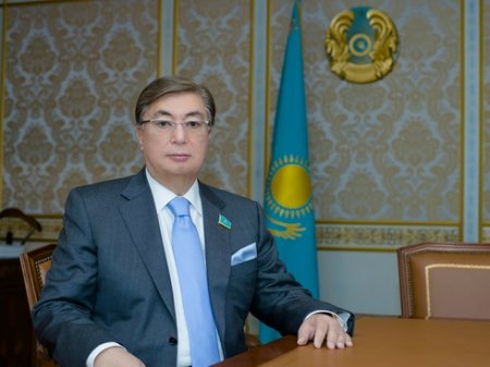 Касым-Жомарт Токаев поздравляет казахстанцев с 75-летием Победы