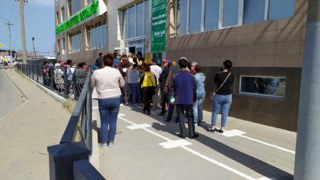 Ослабили карантин: Столпотворение граждан сняли на видео в Мангистау