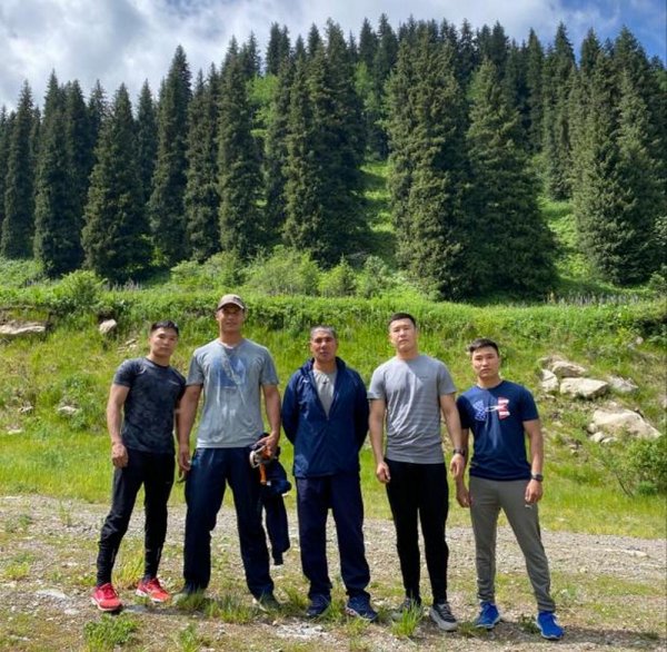 Мангистауские боксёры начали тренировки в Алматинской области