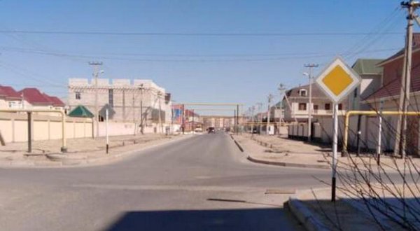 Ищи, кому выгодно! Дорожные знаки после аварии поменяли и затем сняли в Актау