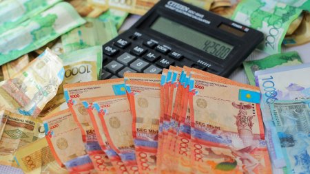 Ужесточение карантина: будут ли казахстанцам платить 42 500 тенге
