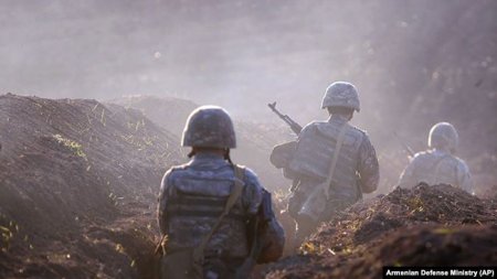 Армения и Азербайджан: Почему бои вспыхнули вновь?