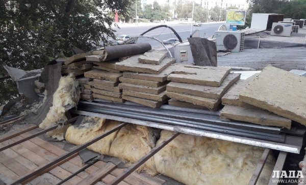 Акимат прекратил работы по ремонту кафе в 7 микрорайоне в Актау