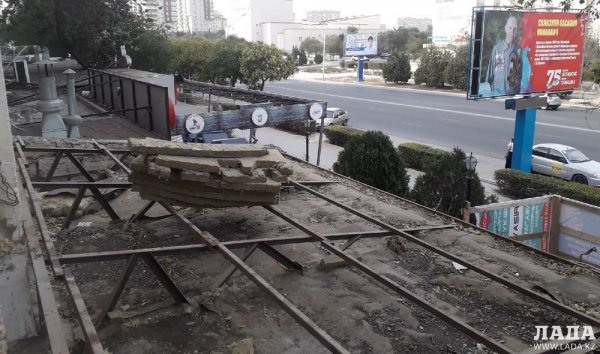 Акимат прекратил работы по ремонту кафе в 7 микрорайоне в Актау