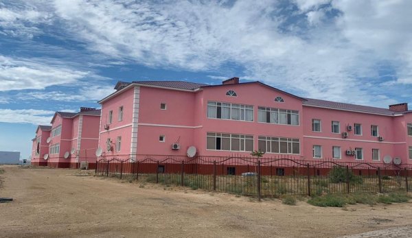 В Форт-Шевченко строят амфитеатр и набережную