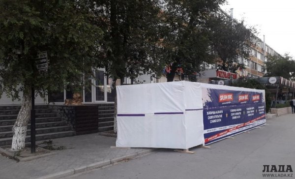 Согласие жильцов не требуется? Документы на открытие кафе в 7 микрорайоне отправили в акимат Актау