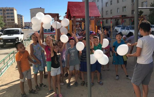 Пример для остальных: Хозяин магазина установил игровые комплексы для детей в Актау