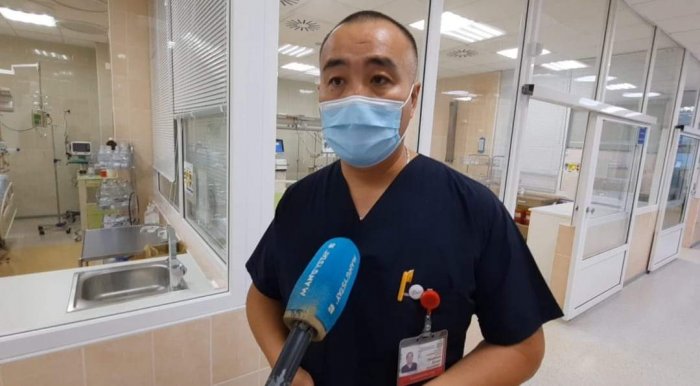 Простые Боги! Актауские врачи провели сложную операцию на сердце