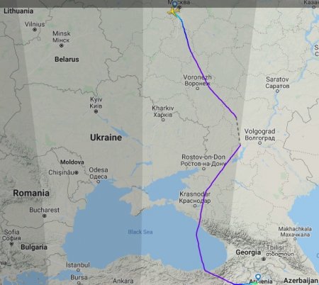 Российский президентский борт приземлился в Ереване: трек самолета