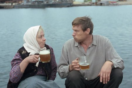 Черная икра и водка — настоящие! Смешные истории о застольях в советских фильмах