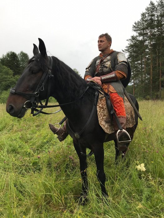 Наши люди! Уроженец Актау снялся в фильме «Последний богатырь: Корень зла»