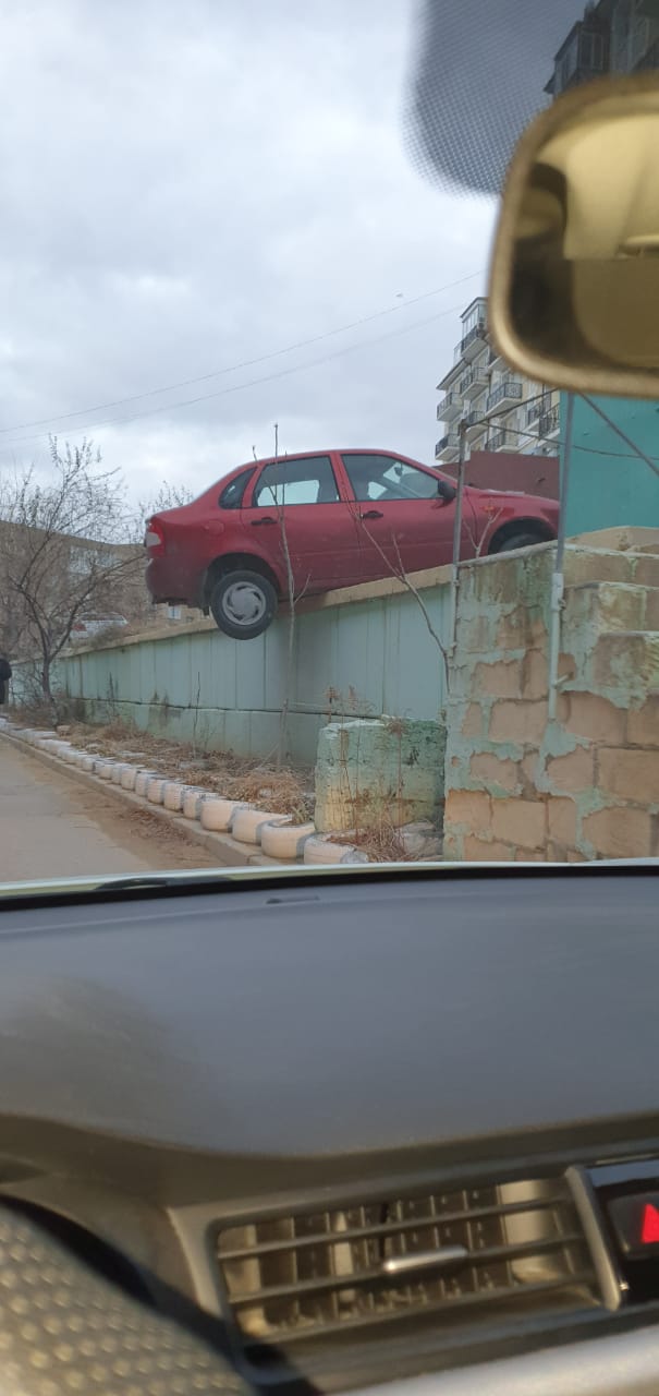 "Что ж ты фраер сдал назад?"