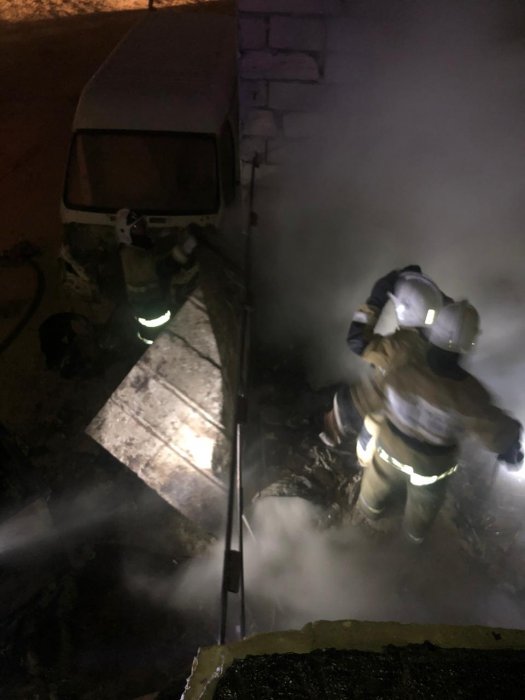 Спасение людей и не только! За неделю в Мангистау произошло шесть пожаров