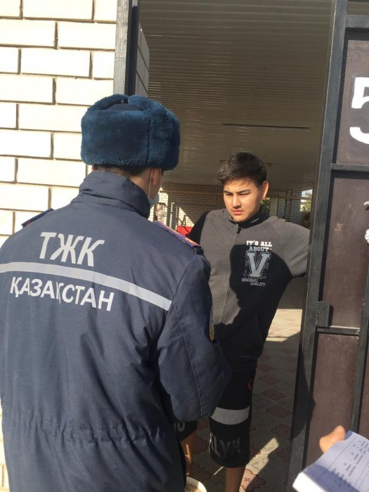 Пожарные Актау провели акцию «Жильё-2020»