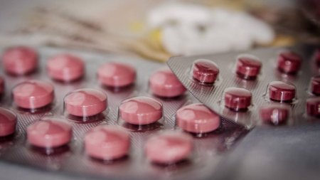 Казахстан планирует запретить вывоз некоторых лекарств за границу