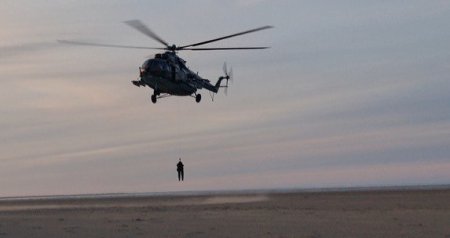 В Мангистау семь человек на лодке провели в открытом море трое суток