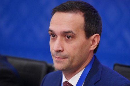 Глава центра вирусологии назвал сроки окончания пандемии COVID-19