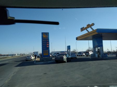 Газ на заправках Мангистау продают дороже заявленной чиновниками цены