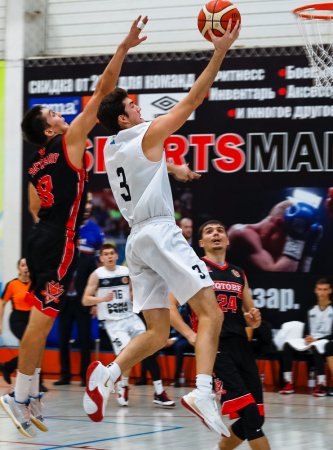 Баскетболисты актауского «Каспия» одержали двойную победу над командой БК «Актобе»