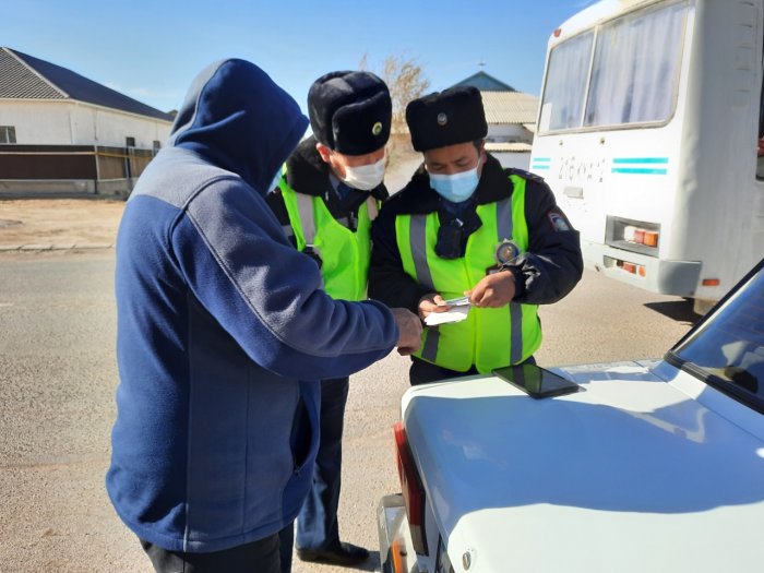 Водителей Мангистау просят быть предельно внимательными на дорогах
