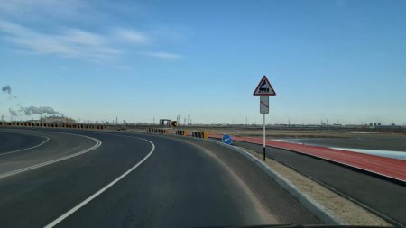 Опасный поворот. ФОТО