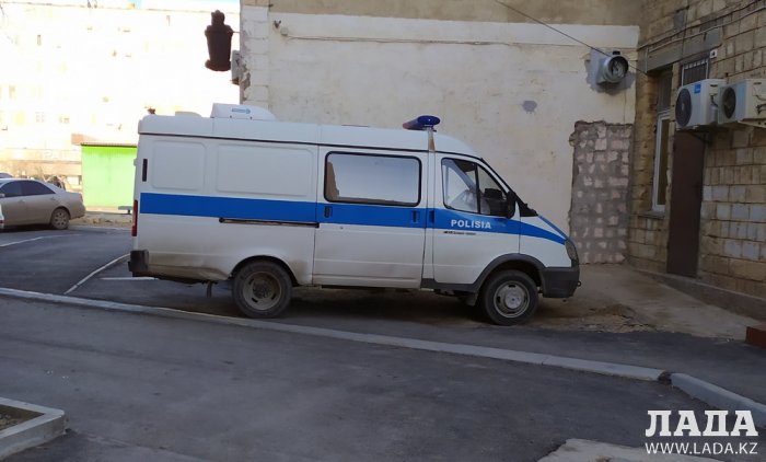 В Актау в Доме быта обокрали магазин