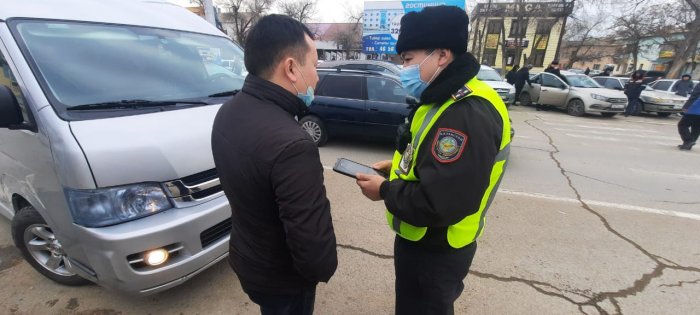 Водитель одного из общественных автобусов в Актау находился за рулем в нетрезвом состоянии